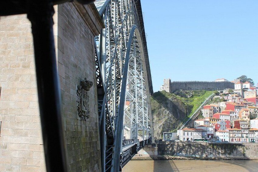 3 Hour Tuk tuk Tour in Porto 3