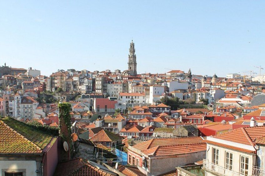 3 Hour Tuk tuk Tour in Porto 2
