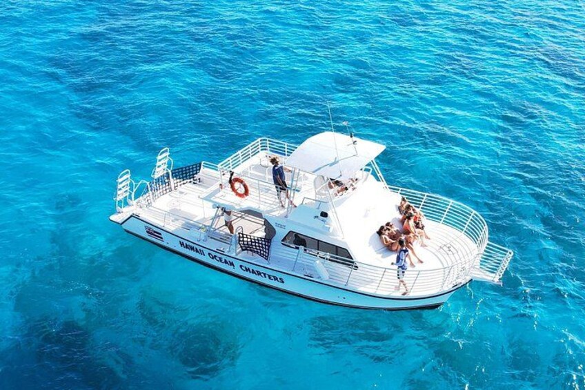 54' Power boat used for our 16-person small group option 3