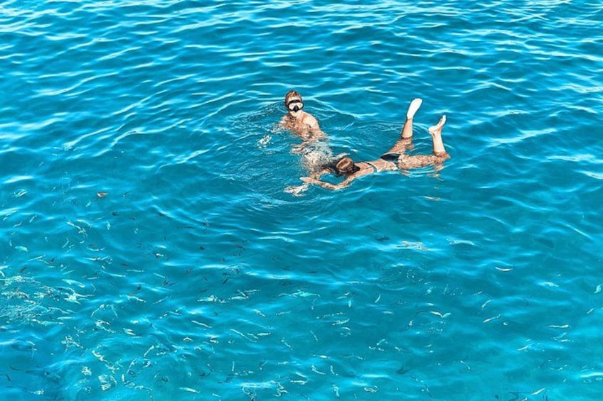 Milos Luxury Catamaran Cruise to Kleftiko Bay with Lunch 3