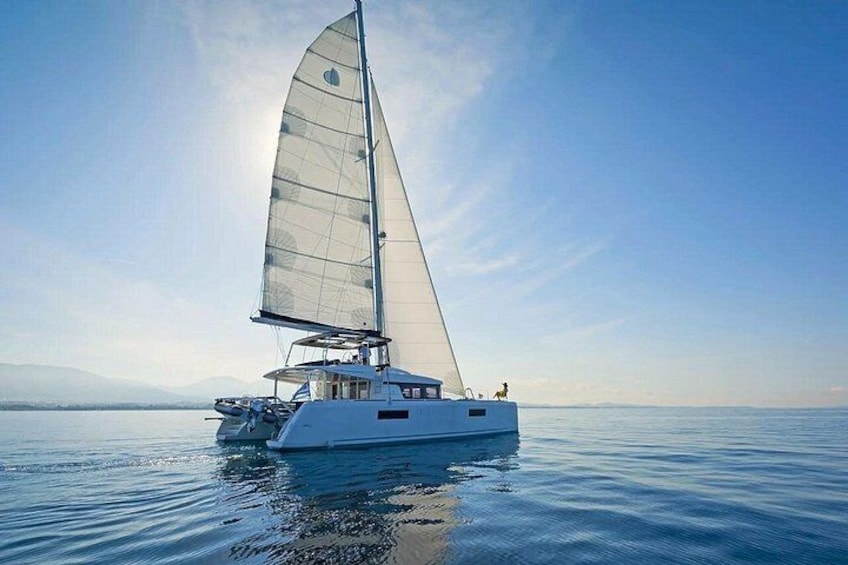 Milos Luxury Catamaran Cruise to Kleftiko Bay with Lunch 2
