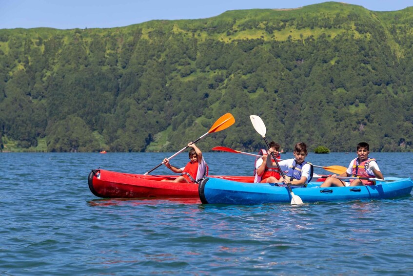 Sete Cidades double seat kayak rental