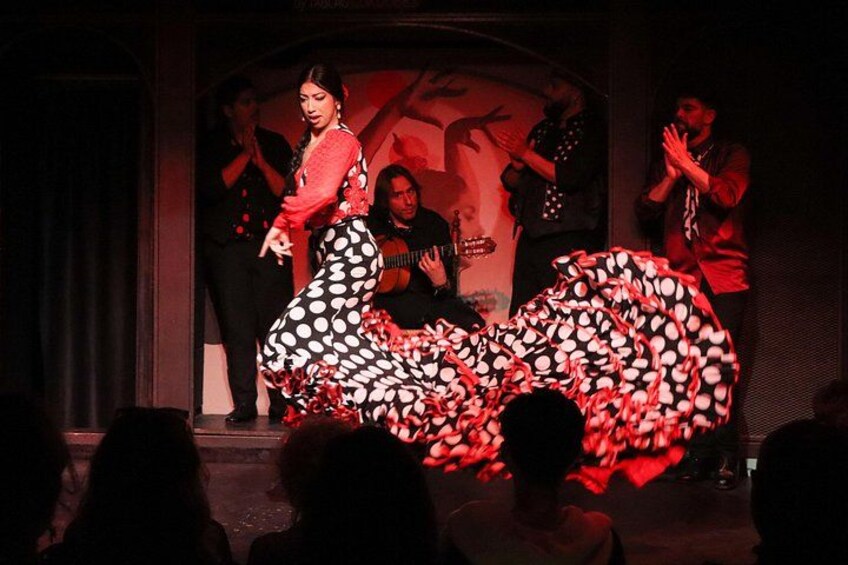 Flamenco Dancer at La Rambla Barcelona 5