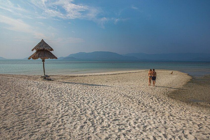 Private Pig Island & Koh Taen Luxury Longtail Tour 2