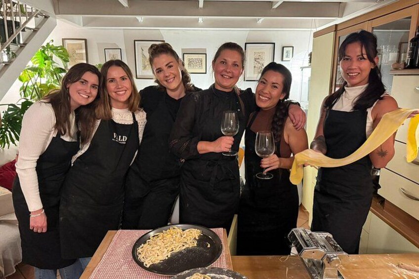 Milan: Pasta Tiramisu Cooking Class in a Chef’s Home(Small Group) 4