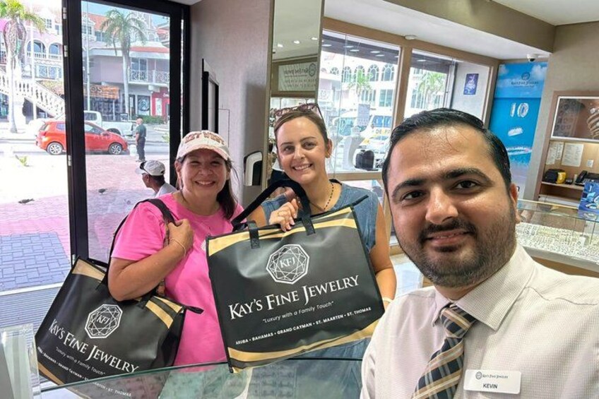 Diamond Shopping Experience with Champagne 2