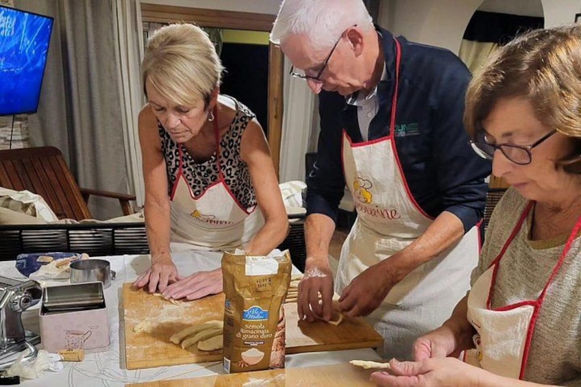 HandsOn Pasta Cooking class with Sicilian Pesto 2