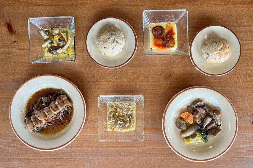 From cultivation to dish : Guided tour and mushroom tasting 4