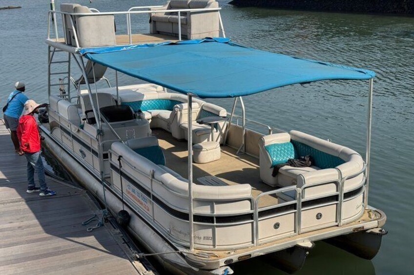 Luxury Harbour Ocean Boat Cruise 5