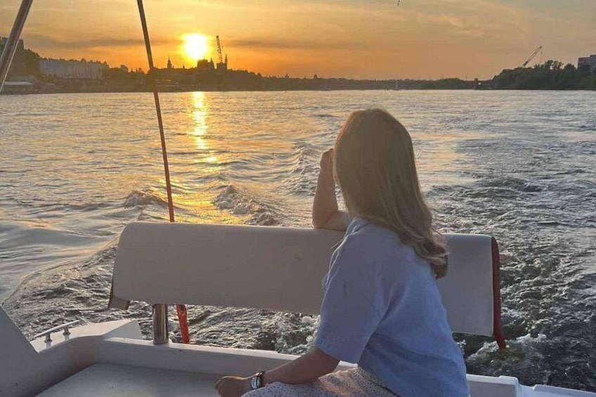 Private Cruise on Vistula in Warsaw for 9 with our Helmsman 3