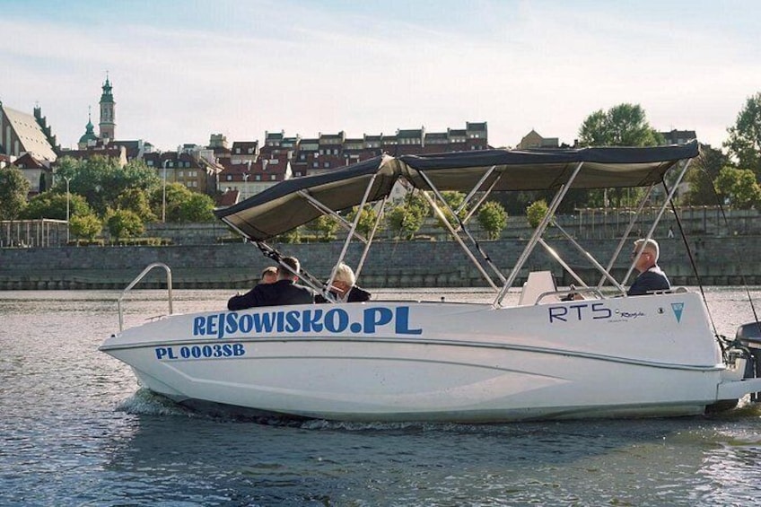Private Cruise on Vistula in Warsaw for 9 with our Helmsman 5