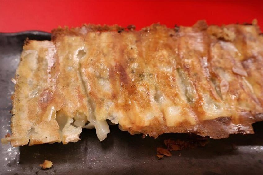 Osaka Food Tour: 20 dishes at 4 Local Eateries 3