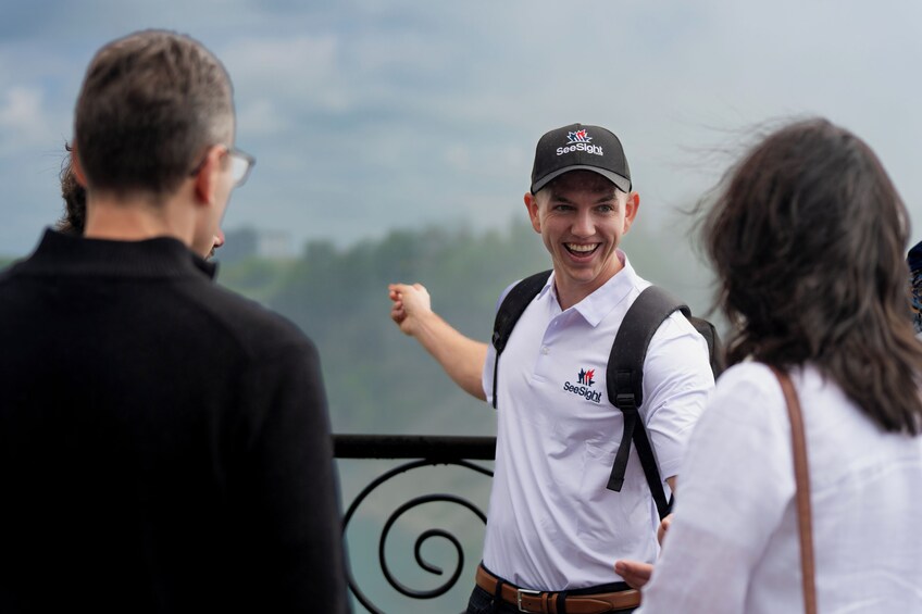 Niagara Falls Small Group Walking Tour With Journey and Skylon Tower 5