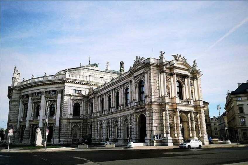 Vienna Imperial & Green E-Bike Tour 2