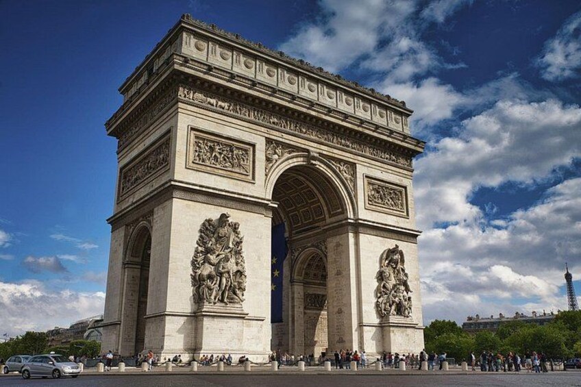 Private day trip: Le Havre to Paris and back, local driver 3