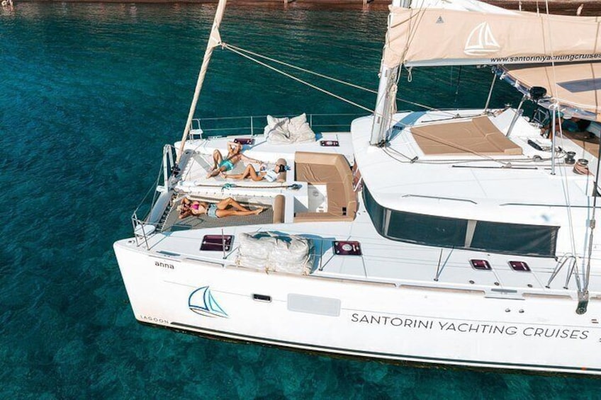 Catamaran Santorini 1