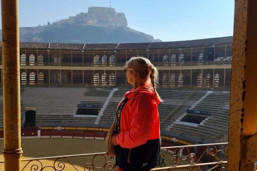 Private Tour to Alicante Bullring and Santa Bárbara Castle 1
