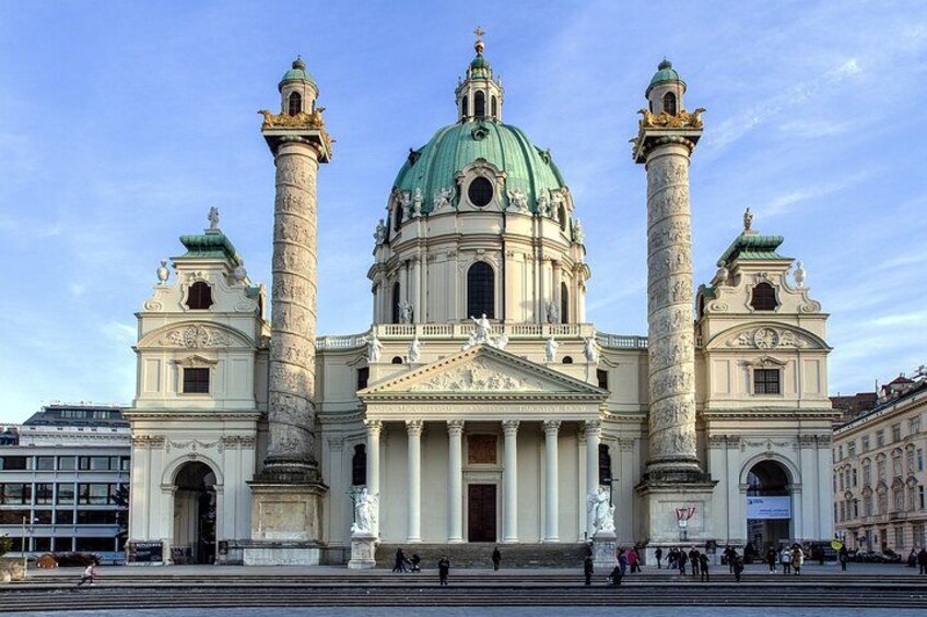 4 hour private tour in Vienna with a car up to 6 pax 2