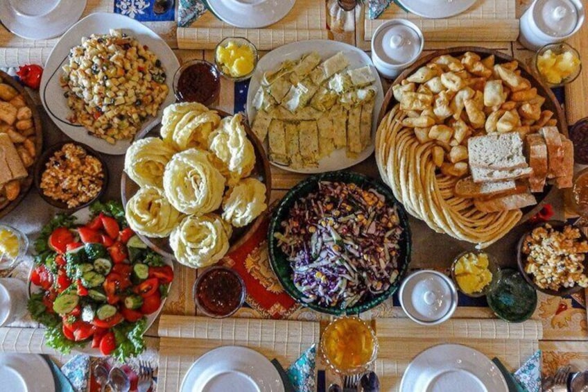 Kyrgyz Family Dinner: Meet, Eat, and Talk 2