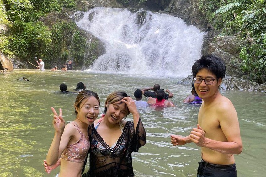 Panama City Visit an Indian town Embera and waterfall with lunch 5