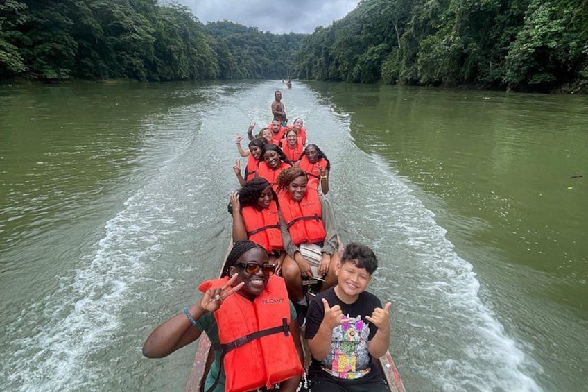 Panama City Visit an Indian town Embera and waterfall with lunch 4