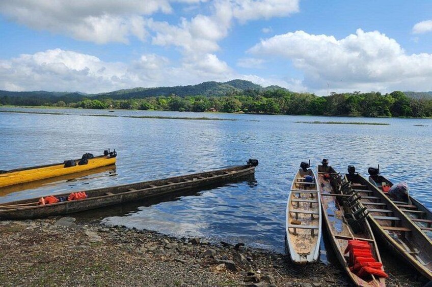 Panama City Visit an Indian town Embera and waterfall with lunch 3