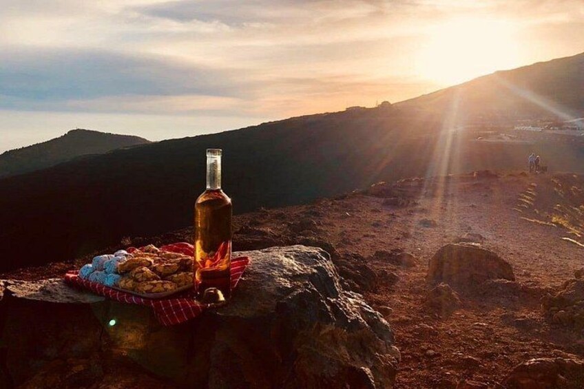 Etna sunset tour with dinner 3