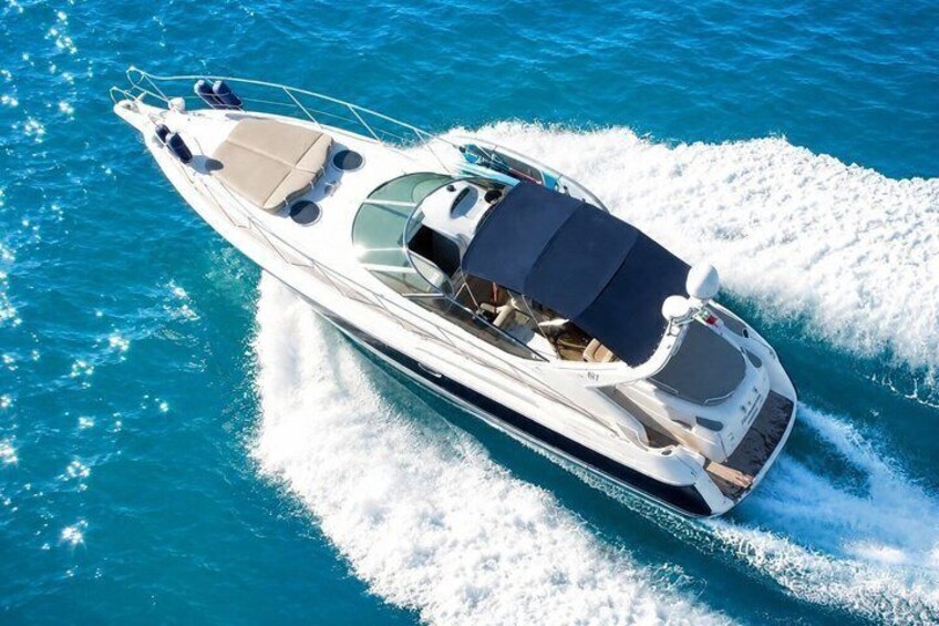 Lagos Private Luxury Yacht: Ponta da Piedade, Drinks & Water Toys 5