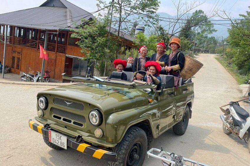 A Glimpse Of Sapa Jeep Tour Off the Beaten Path 4,5 Hours 3
