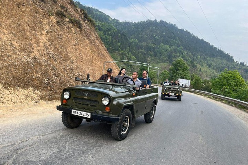 A Glimpse Of Sapa Jeep Tour Off the Beaten Path 4,5 Hours 2