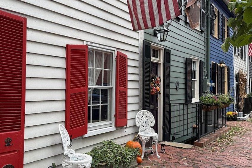 See the quaint homes of this colonial town 3