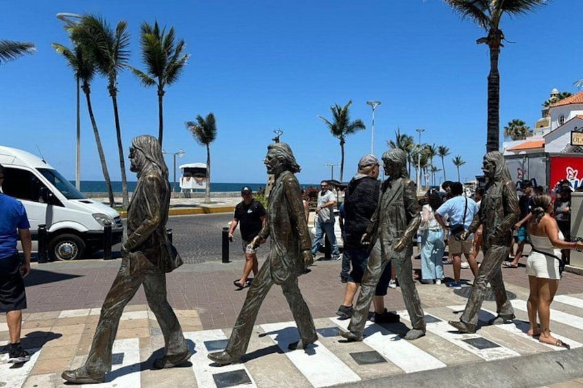 Beatles Monument 4