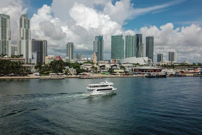 Miami Millionaires Sightseeing Cruise 1