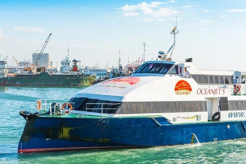High speed boat to get to Bohol island 3