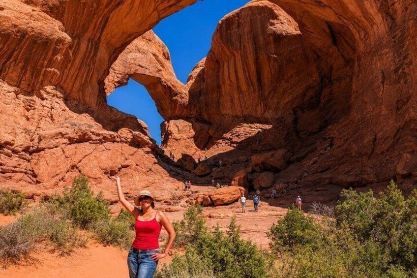 HIGHLY RATED Arches National Park Sightseeing Tour From Moab Utah 4