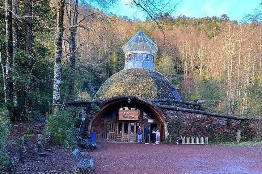 Volcanoes Museum 2