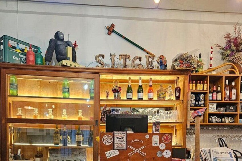 Sitges Tapas Walk – Food, Wine And History Tour 4