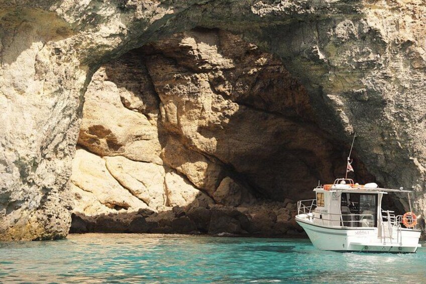 Malta: Private Boat Trip & Cruises Comino, Blue Lagoon, Gozo 2