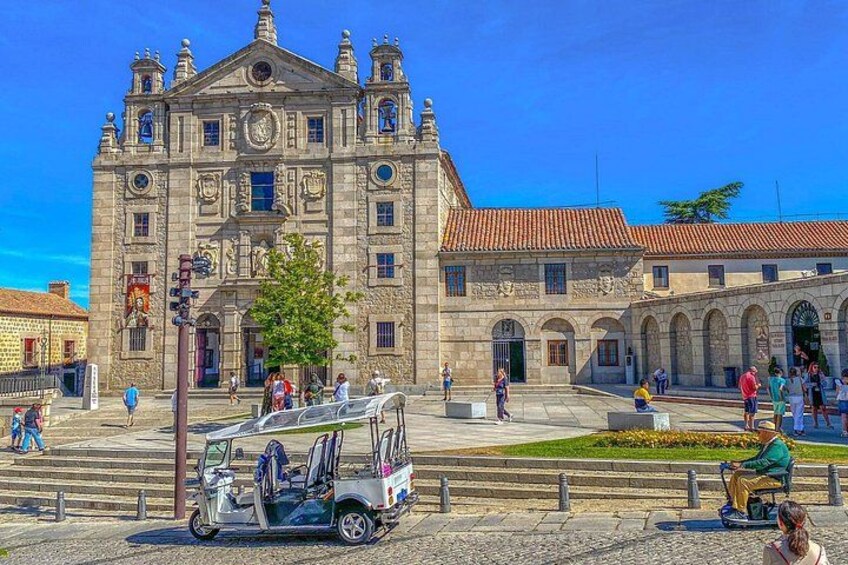 Birthplace of Santa Teresa (Interior visit included) 1