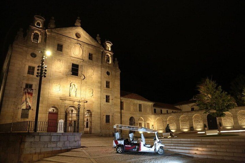 Illuminated Avila 4