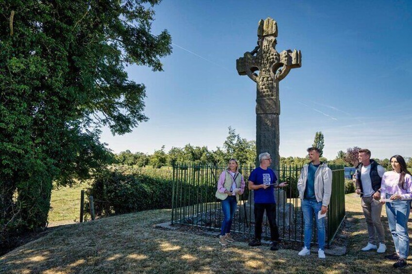 Galway Private Guided Tour in Clifden Church Graveyard Cemetery