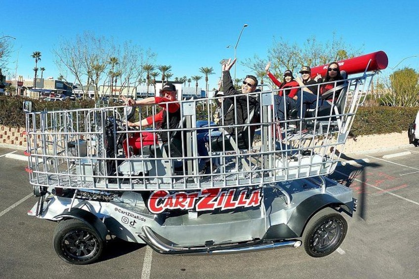 Giant Shopping Cart Limo Ride in Las Vegas 3