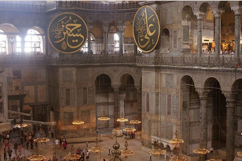 Picture 3 for Activity Istanbul: Half-Day Morning Hagia Sophia & Blue Mosque Tour 2