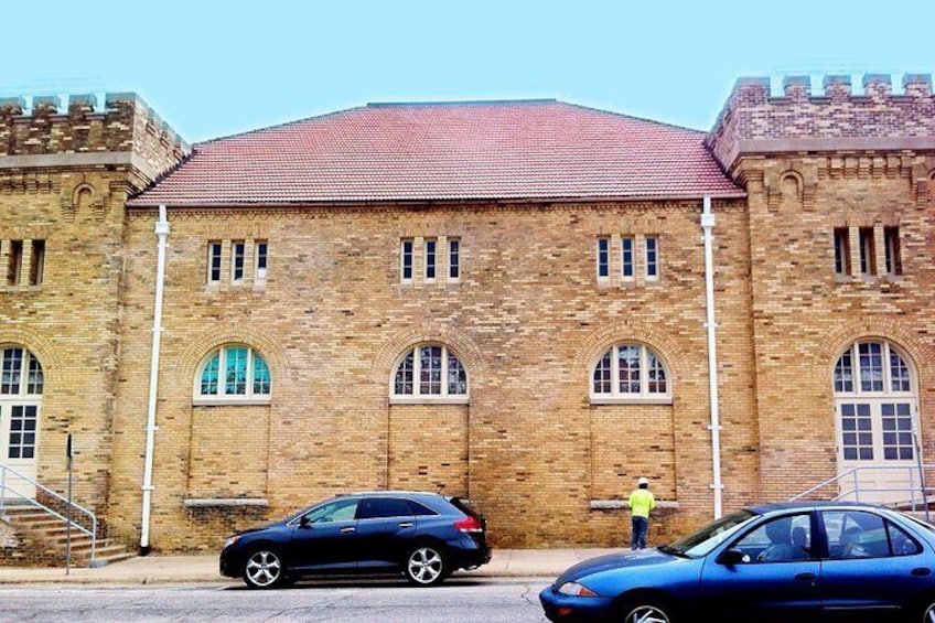 Guided Walking Historian Tour in Downtown Durham 2