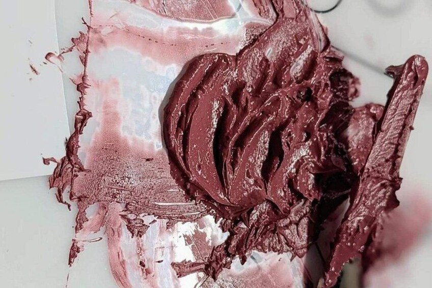 Lipstick or Lip Gloss Making Class in Raleigh 5
