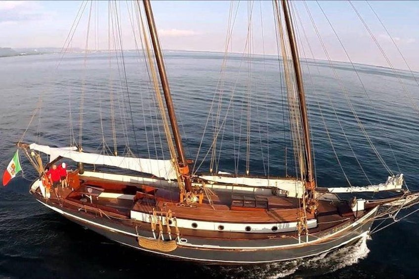 Malcesine: Sunset Romantic Cruise 4