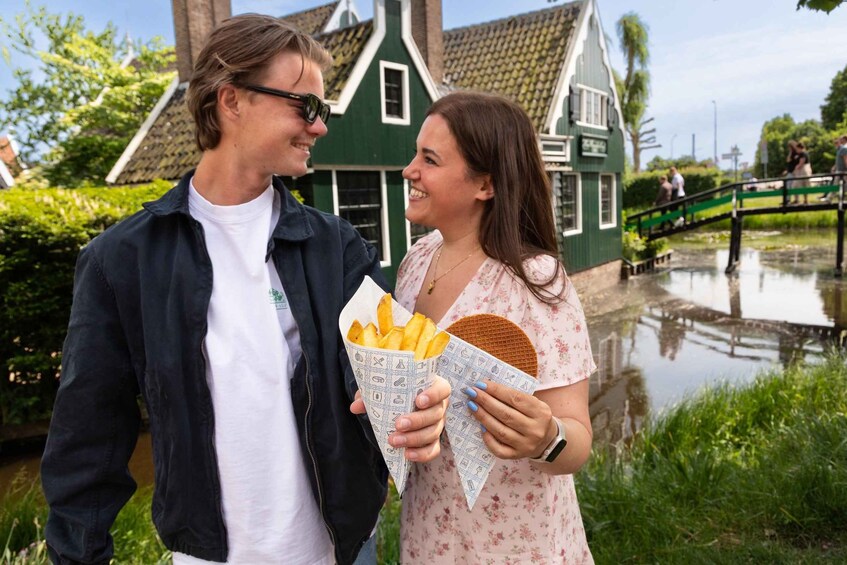 Picture 26 for Activity Amsterdam: Keukenhof & Zaanse Schans Day Tour + Flex Return 2