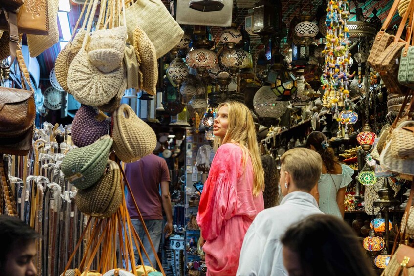 Picture 7 for Activity Muscat: Guided City Tour with Grand Mosque & Muttrah Souq 5