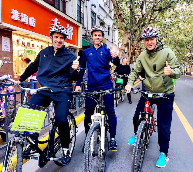 Picture 4 for Activity Private Shanghai Best‑Secret Bike Tour 5
