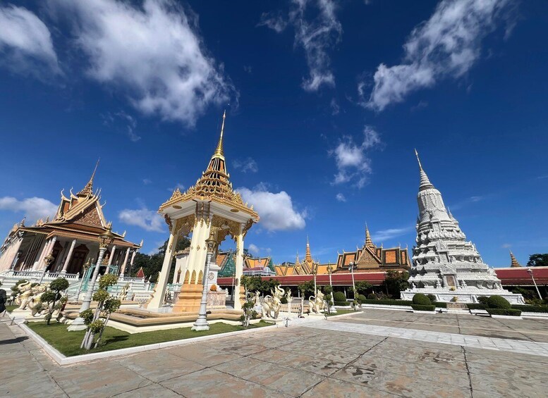 Picture 9 for Activity Phnom Penh Highlights Tour with Killing Fields & S-21 Prison 4